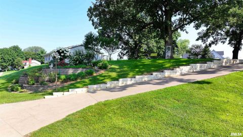 Tiny photo for 582 BREEZY POINT Drive, Clinton, IA 52732 (MLS # QC4267579)