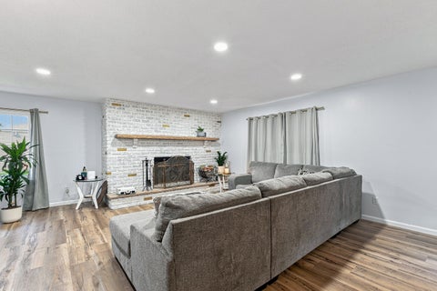 Tiny photo for 1122 W 59th Street, Davenport, IA 52806 (MLS # 12739011)