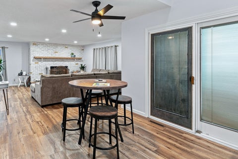 Tiny photo for 1122 W 59th Street, Davenport, IA 52806 (MLS # 12739011)