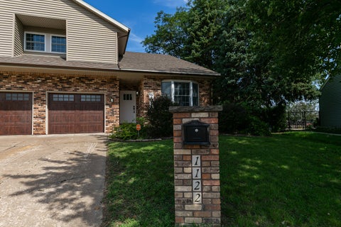 Tiny photo for 1122 W 59th Street, Davenport, IA 52806 (MLS # 12739011)
