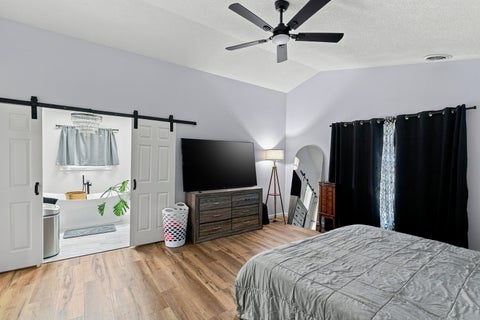 Tiny photo for 1122 W 59th Street, Davenport, IA 52806 (MLS # 12739011)