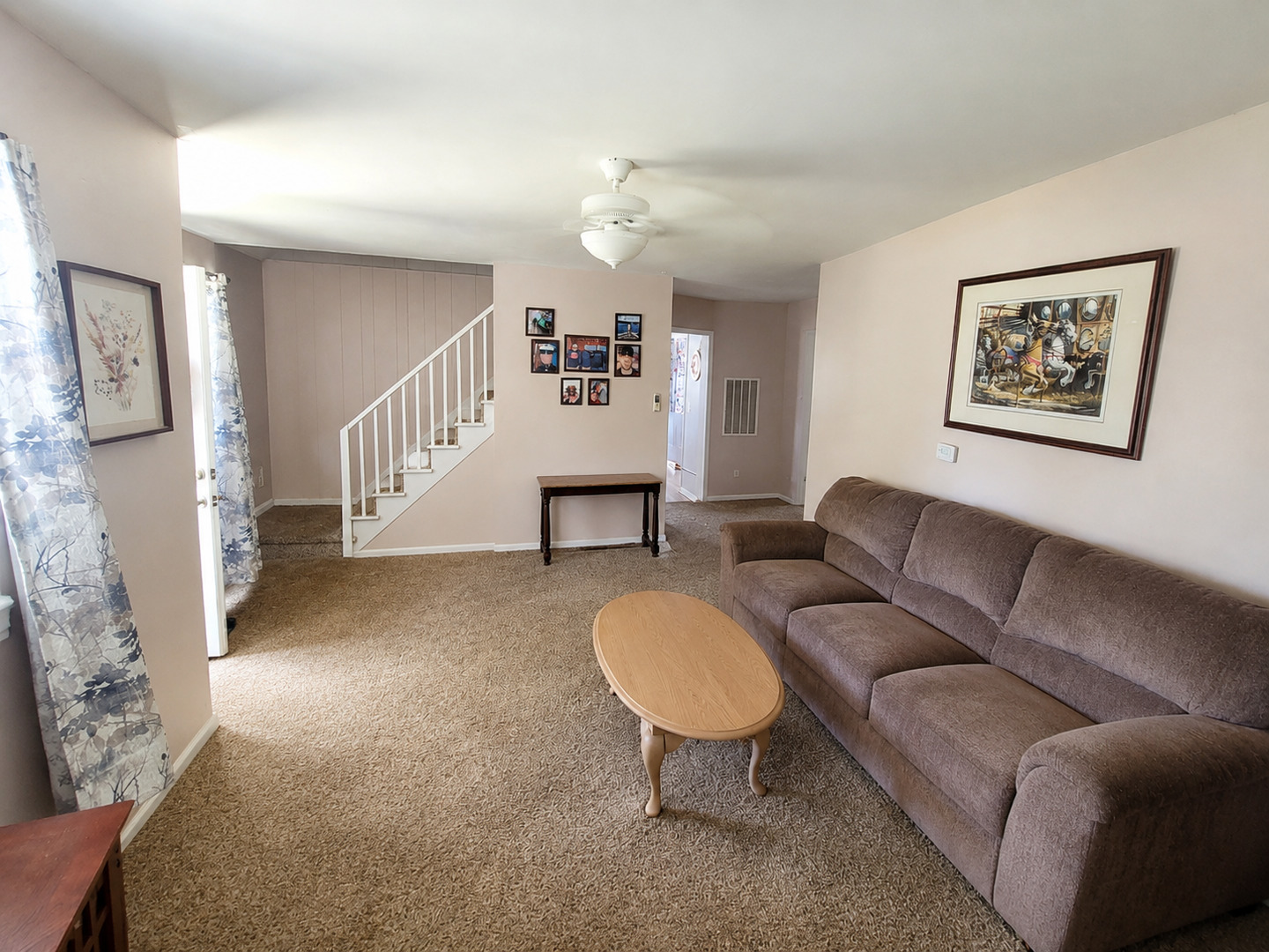 924 Hillwood Circle