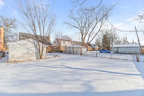 Tiny photo for 17714 Burnham Avenue, Lansing, IL 60438 (MLS # 12587283)
