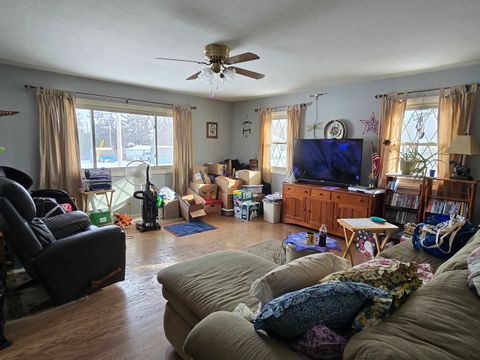 Tiny photo for 1408 S 10th Street, Clinton, IA 52372 (MLS # 12545115)