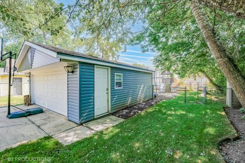 A home in Oak Lawn