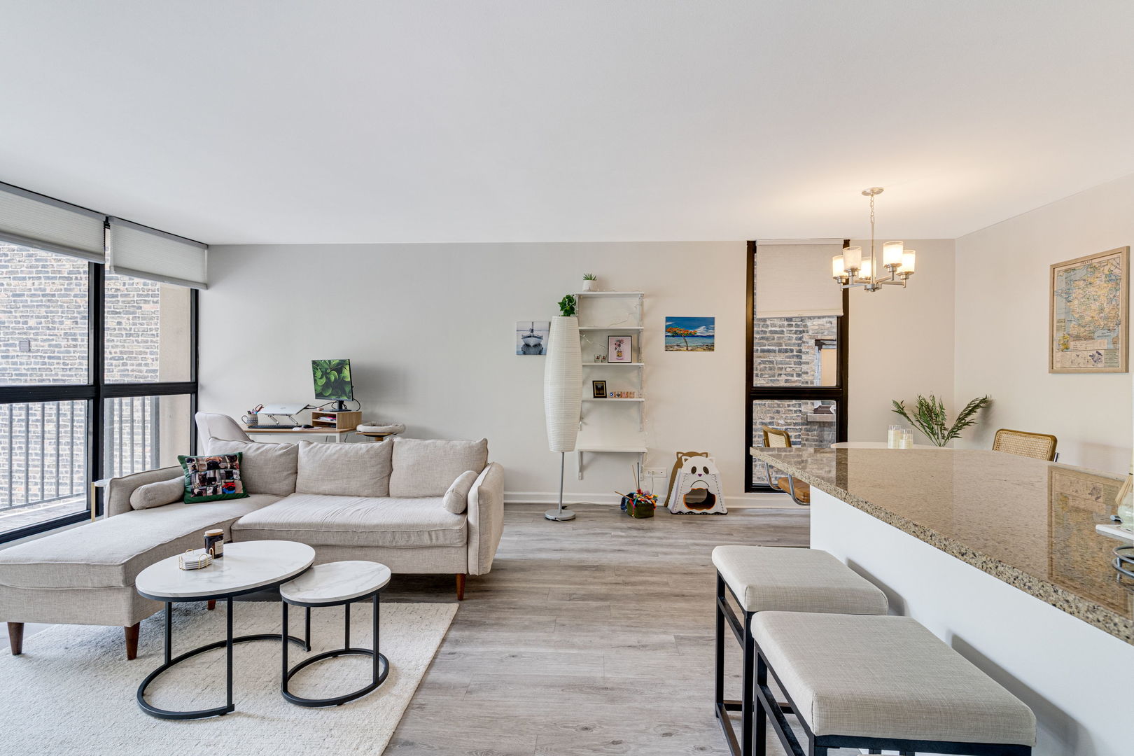 1540 N LaSalle Drive 201