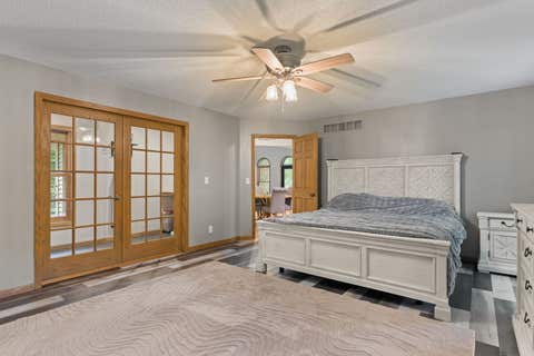 Tiny photo for 2247 Bentwood Drive, Muscatine, IA 52761 (MLS # 12728744)
