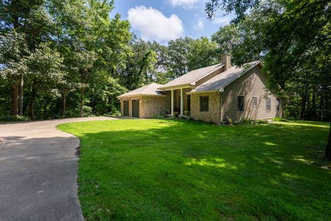 Tiny photo for 2247 Bentwood Drive, Muscatine, IA 52761 (MLS # 12728744)