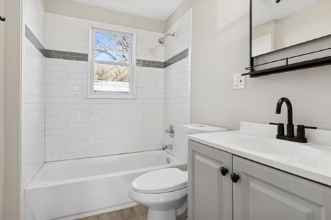 Tiny photo for 1208 S Union Street, Aurora, IL 60505 (MLS # 12566339)