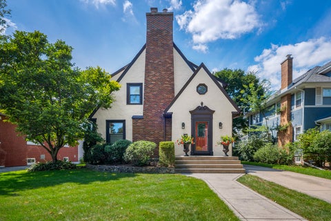 Photo of 534 N Stone Avenue, La Grange Park, IL 60526 (MLS # 12758694)