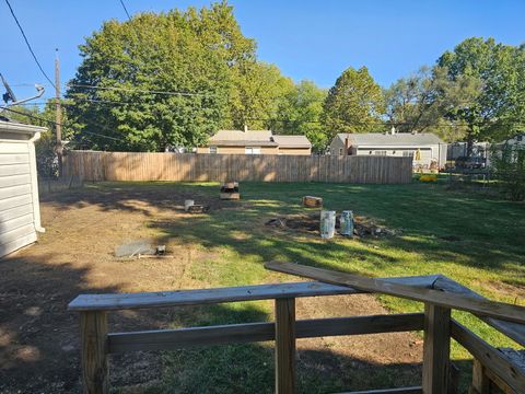 Tiny photo for 908 Oak Avenue, Sterling, IL 61081 (MLS # 12490960)