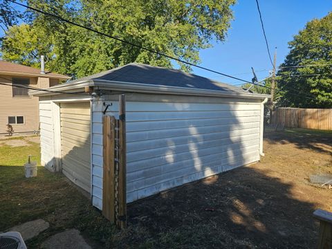 Tiny photo for 908 Oak Avenue, Sterling, IL 61081 (MLS # 12490960)