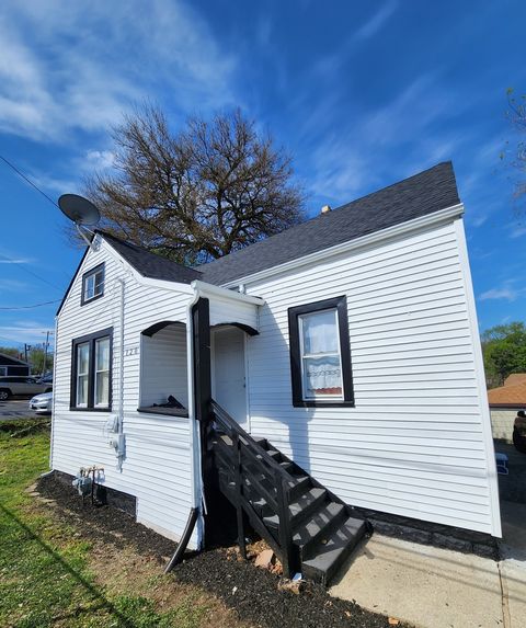 Tiny photo for Aurora, IL 60505 (MLS # 12627606)