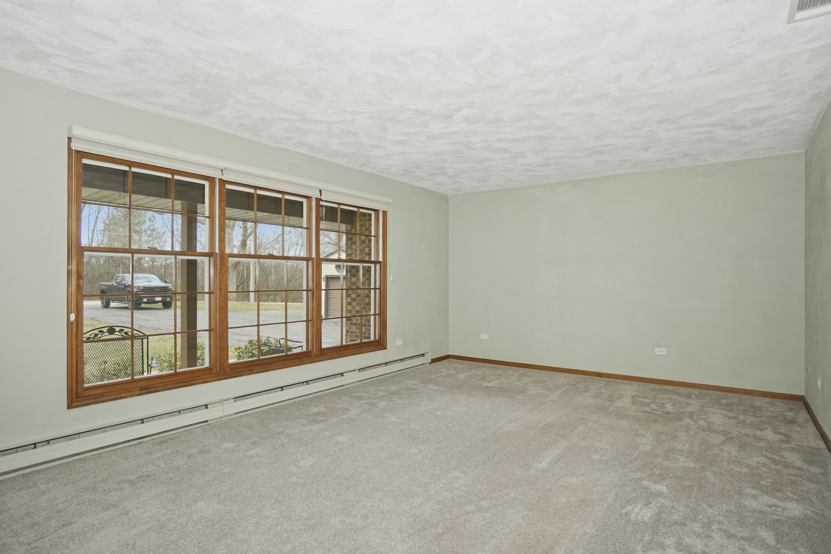 38679 N Pine Grove Avenue