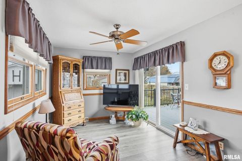 Tiny photo for 2159 W 35TH Street, Davenport, IA 52806 (MLS # QC4269940)