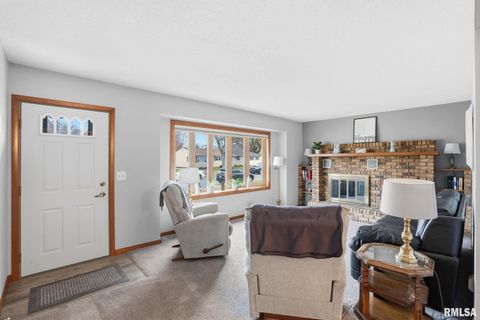 Tiny photo for 2159 W 35TH Street, Davenport, IA 52806 (MLS # QC4269940)