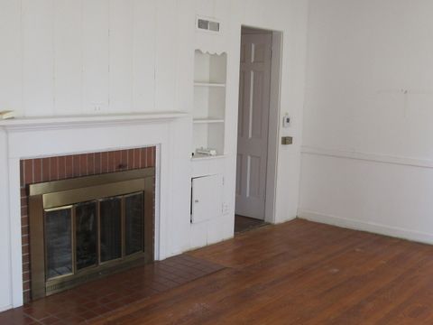 Tiny photo for 3015 E 18th Street, Davenport, IA 52803 (MLS # 12567723)