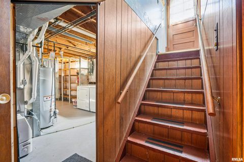 Tiny photo for 8101 8TH Street W, Rock Island, IL 61201 (MLS # QC4268542)