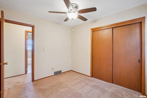 Tiny photo for 8101 8TH Street W, Rock Island, IL 61201 (MLS # QC4268542)