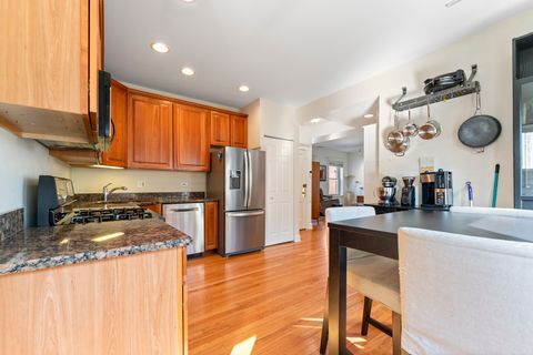 Tiny photo for 4313 N Paulina Street #3, Chicago, IL 60613 (MLS # 12490403)