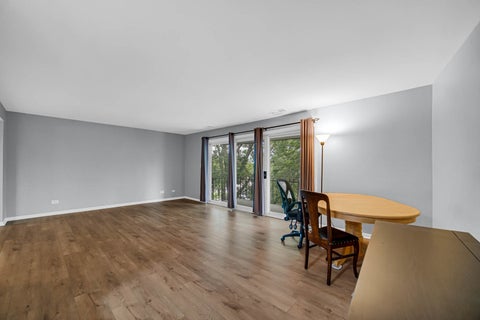 Tiny photo for 1030 S Fernandez Avenue S #4-M, Arlington Heights, IL 60005 (MLS # 12767673)