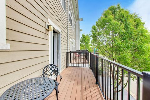 Tiny photo for 3545 Mulligan Drive, Woodridge, IL 60517 (MLS # 12570625)