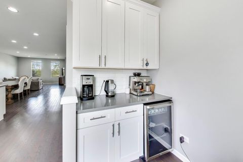 Tiny photo for 3545 Mulligan Drive, Woodridge, IL 60517 (MLS # 12570625)