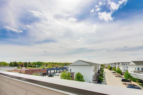Tiny photo for 3545 Mulligan Drive, Woodridge, IL 60517 (MLS # 12570625)