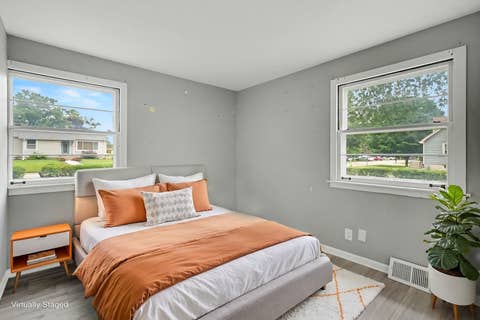 Tiny photo for 2104 Webb Street, Crest Hill, IL 60403 (MLS # 12720829)
