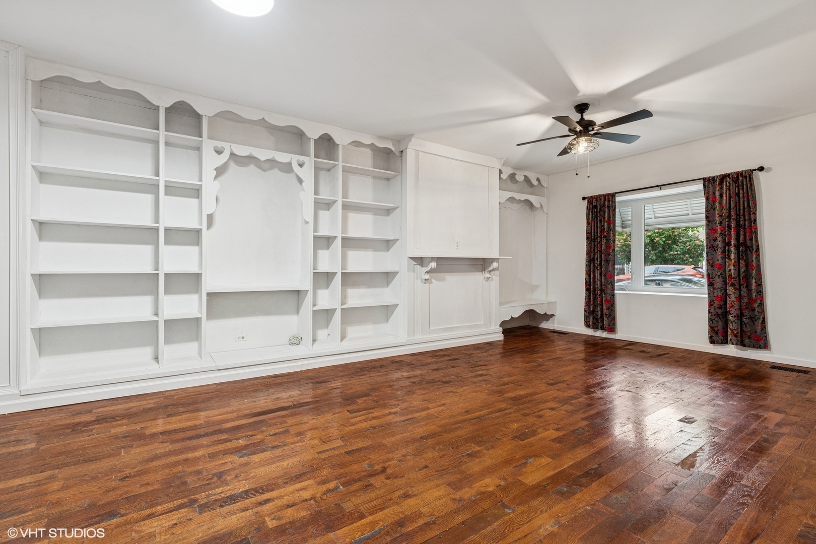 1751 W 21st Place