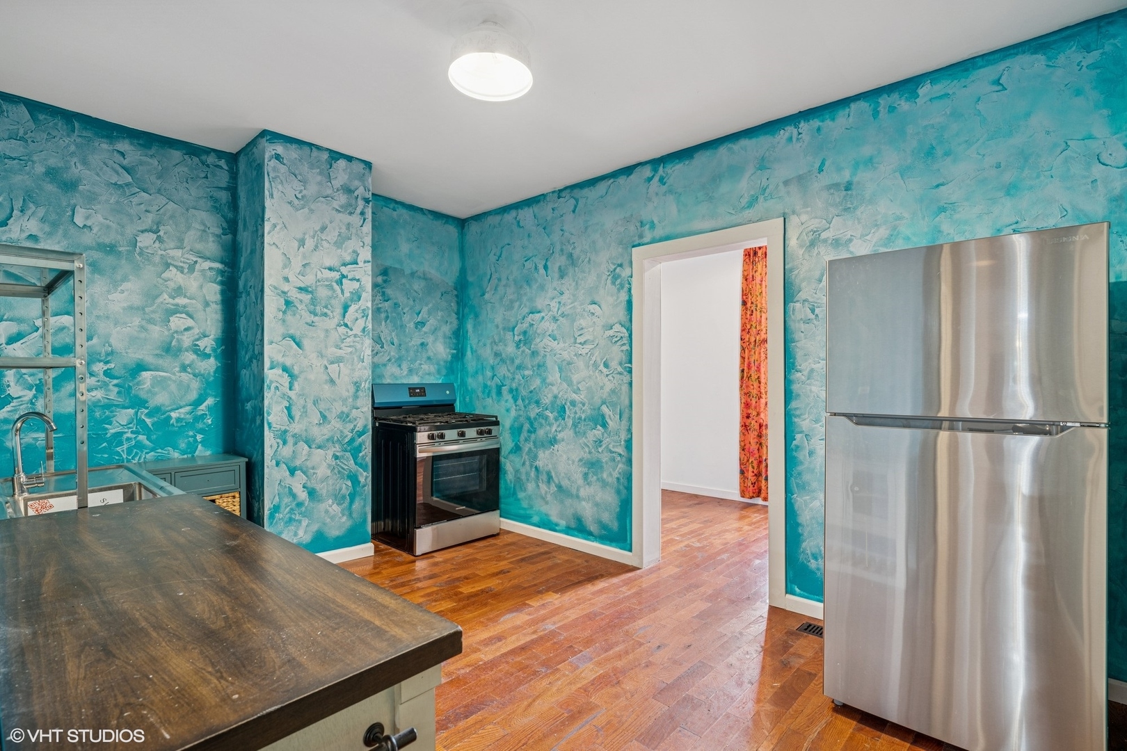 1751 W 21st Place