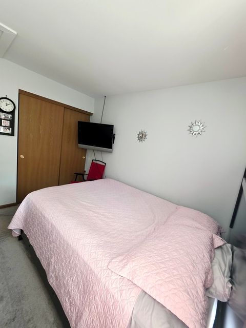 Tiny photo for 109 E Victoria Circle, North Aurora, IL 60542 (MLS # 12443303)