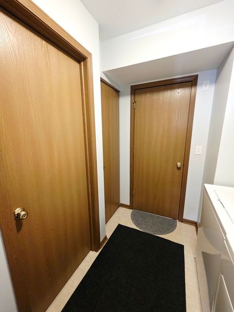 Tiny photo for 109 E Victoria Circle, North Aurora, IL 60542 (MLS # 12443303)