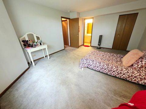 Tiny photo for 109 E Victoria Circle, North Aurora, IL 60542 (MLS # 12443303)