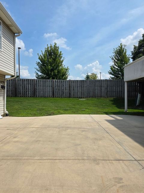 Tiny photo for 109 E Victoria Circle, North Aurora, IL 60542 (MLS # 12443303)