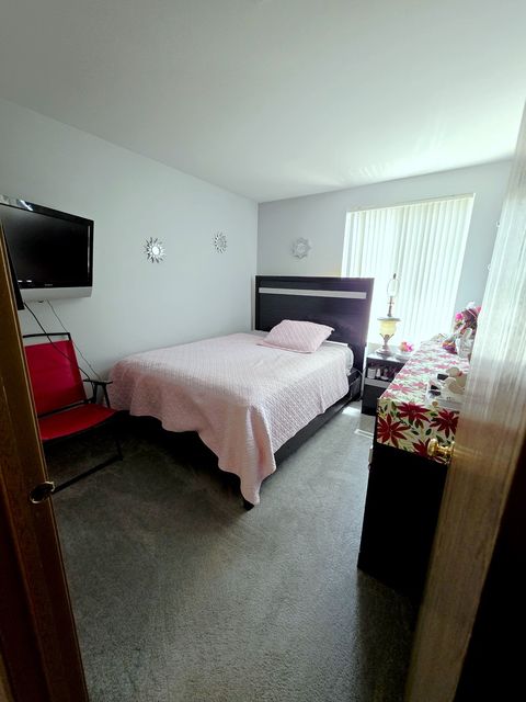 Tiny photo for 109 E Victoria Circle, North Aurora, IL 60542 (MLS # 12443303)