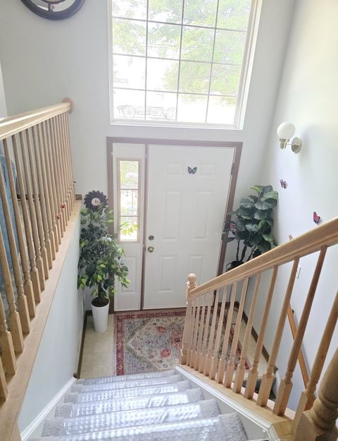 Tiny photo for 109 E Victoria Circle, North Aurora, IL 60542 (MLS # 12443303)