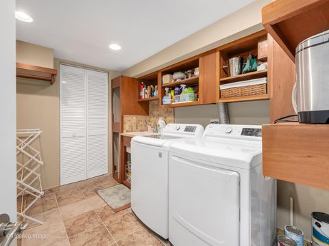 Tiny photo for 1607 E Indiana Street, Wheaton, IL 60187 (MLS # 12592064)