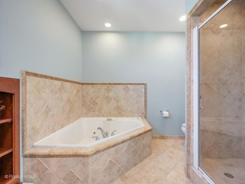 Tiny photo for 1607 E Indiana Street, Wheaton, IL 60187 (MLS # 12592064)