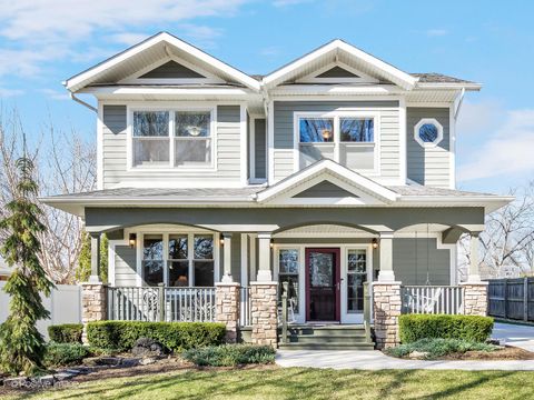 Photo of 1607 E Indiana Street, Wheaton, IL 60187 (MLS # 12592064)