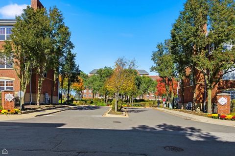 Tiny photo for 440 W Mahogany Court #303, Palatine, IL 60067 (MLS # 12495657)