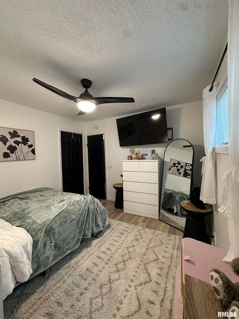 Tiny photo for 1303 N MAPLE Street, Carterville, IL 62918 (MLS # EB460346)