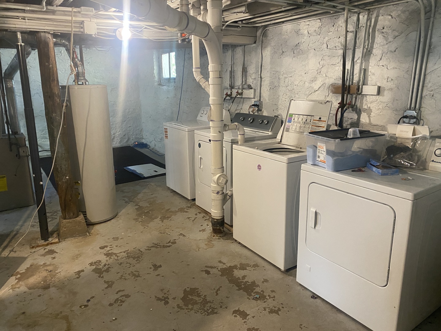 Woodstock, Illinois 60098, United States, 2 Bedrooms Bedrooms, ,1 BathroomBathrooms,Residential,Active,206771