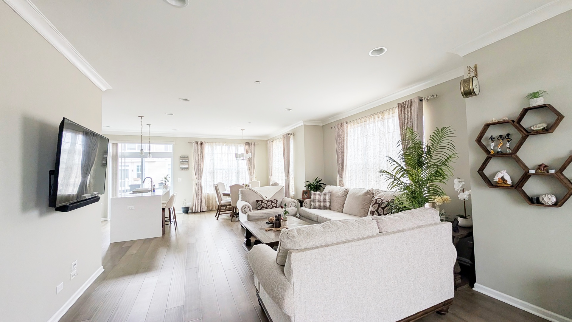 30W001 Brayman Court 001