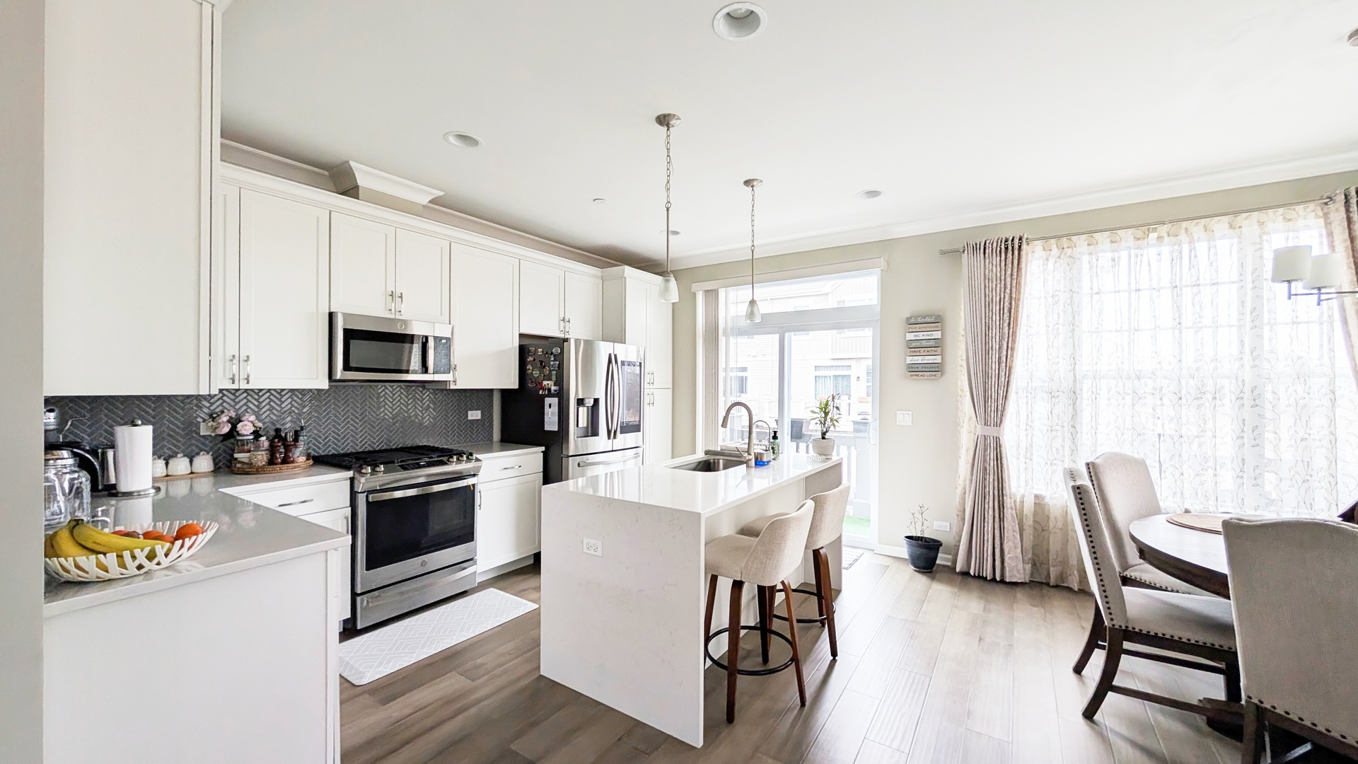 30W001 Brayman Court 001