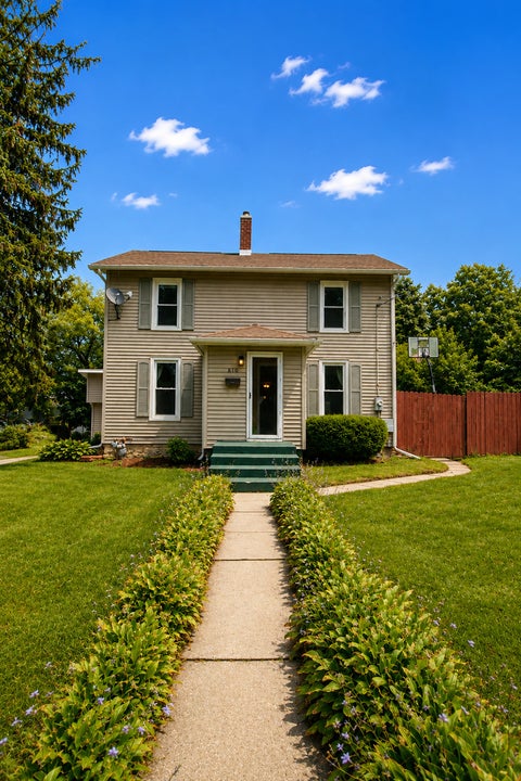 Photo of 810 Hemlock Avenue, Dixon, IL 61021 (MLS # 12747091)