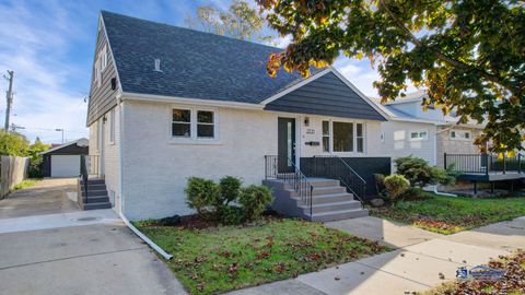 A home in River Grove