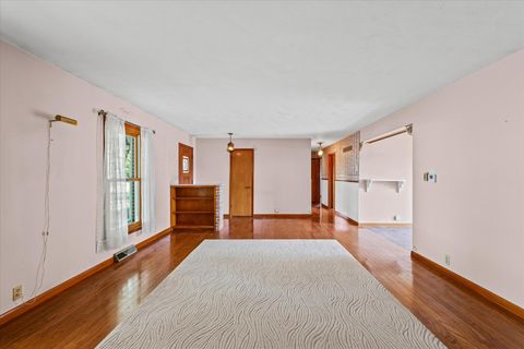 Tiny photo for 514 N Guthrie Street, Gibson City, IL 60936 (MLS # 12486237)