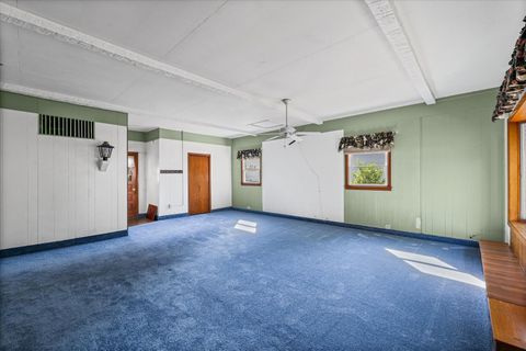 Tiny photo for 514 N Guthrie Street, Gibson City, IL 60936 (MLS # 12486237)