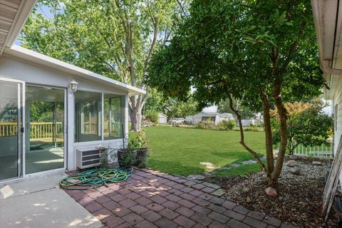Tiny photo for 514 N Guthrie Street, Gibson City, IL 60936 (MLS # 12486237)